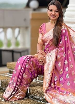 Onionpink soft banarasi silk blend saree with meenakari zari weaving 4