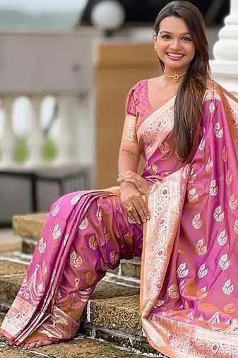Onionpink soft banarasi silk blend saree with meenakari zari weaving