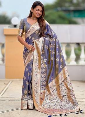 Grey soft banarasi silk blend saree with meenakari zari weaving 3