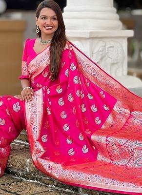 Ranipink soft banarasi silk blend saree with meenakari zari weaving 4