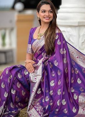 Purple soft banarasi silk blend saree with meenakari zari weaving 5