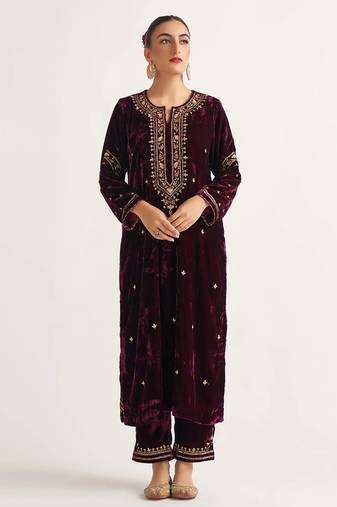 Wine zari & sequins embroidered velvet stitched straight kurta set with pant