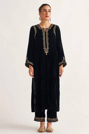 Navy-blue zari & sequins embroidered velvet stitched straight kurta set with pant