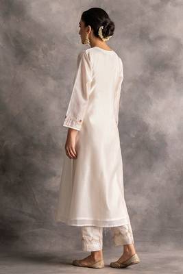 White floral embroidered chanderi silk stitched straight kurta set with pant 2