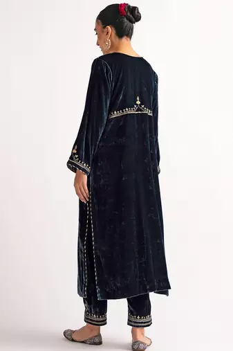 Navy-blue zari & sequins embroidered velvet stitched straight kurta set with pant