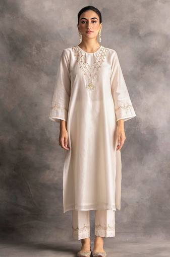White floral embroidered chanderi silk stitched straight kurta set with pant
