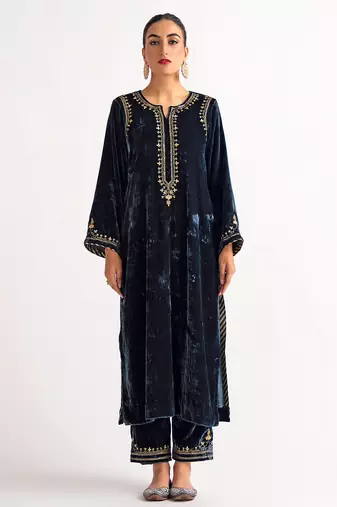 Navy-blue zari & sequins embroidered velvet stitched straight kurta set with pant
