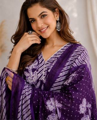 Purple::floral printed::cotton kurta::stitched::straight kurta set::pant::women kurta pant dupatta set 4