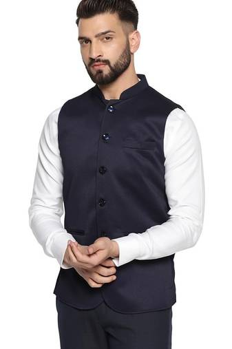 Men blue textured nehru jacket