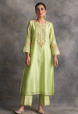 Green floral embroidered chanderi silk stitched straight kurta set with pant 3