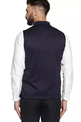 Men blue textured nehru jacket