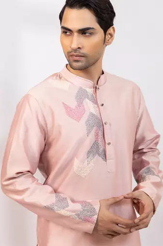 Peach pink embroidered chanderi silk kurta set