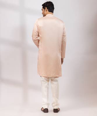 Peach pink embroidered linen satin satin kurta set 5