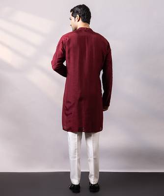 Maroon thread embroidered silk kurta set 4