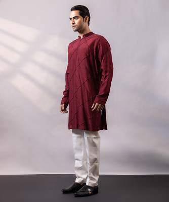 Maroon thread embroidered silk kurta set 5