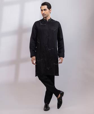 Black embroidered linen satin kurta set 1