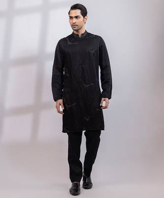 Black embroidered linen satin kurta set 2