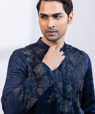 Navy blue embroidered linen satin kurta set 4