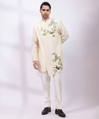 Off white embroidered chanderi silk kurta set 1
