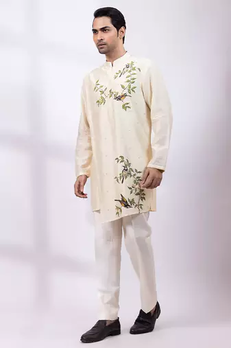 Off white embroidered chanderi silk kurta set