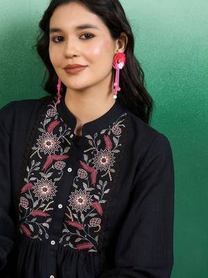 Women embroidered floral print mandarin collar top 3
