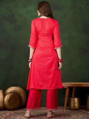 Bandhani printed v-neck a-line kurta & trousers set 5