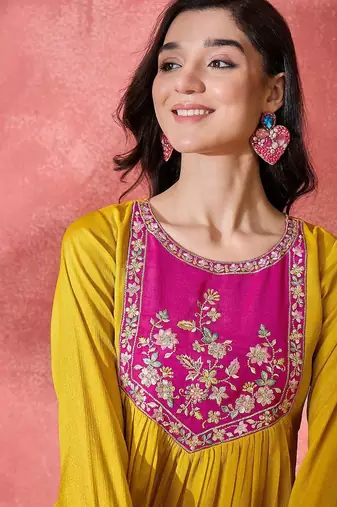 Women ethnic motifs embroidered a-line kurta with palazzo
