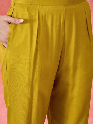 Chikankari embroidered tunic & trousers co-ords 3