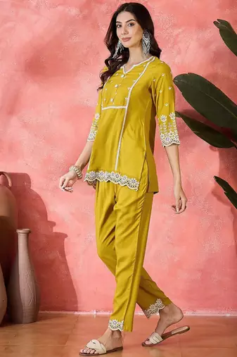 Chikankari embroidered tunic & trousers co-ords