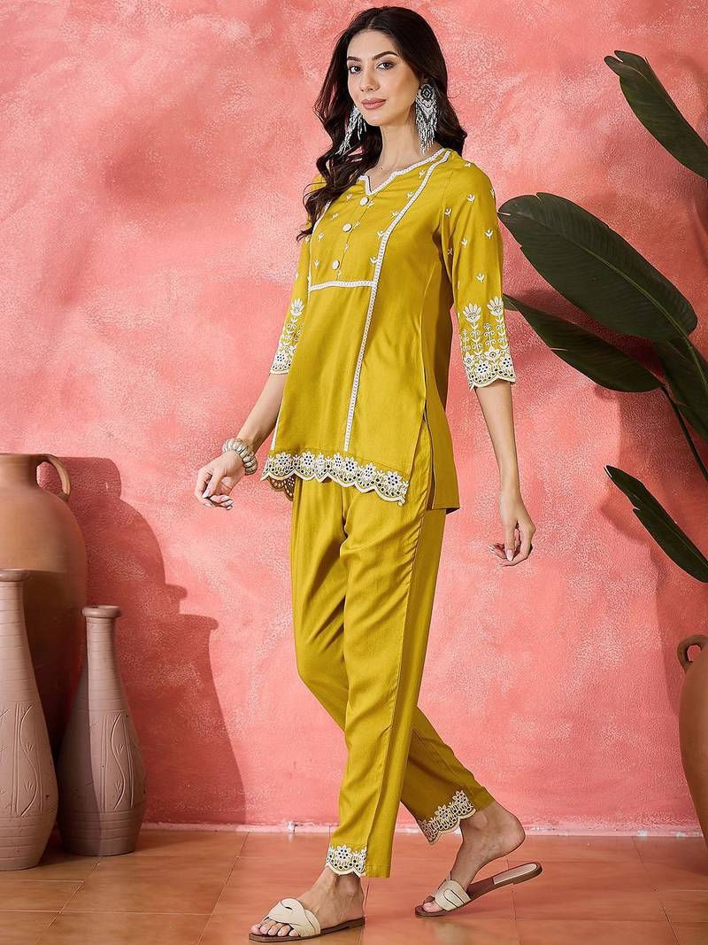 Chikankari embroidered tunic & trousers co-ords
