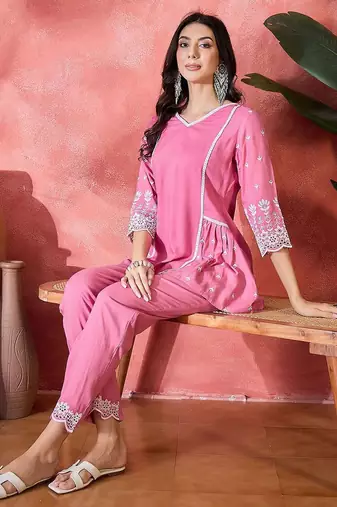 Chikankari embroidered tunic & trousers co-ords
