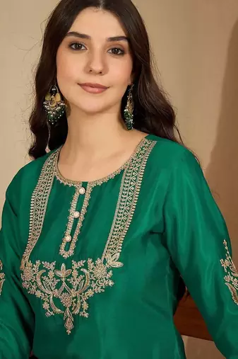 Floral embroidered thread work straight kurta & palazzos