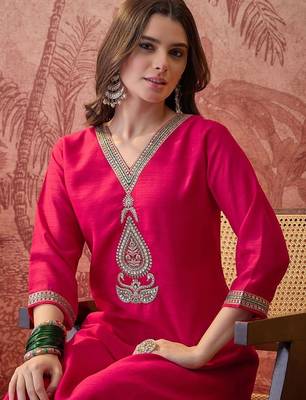 Embroidered v-neck kurta & palazzos kurta set 2