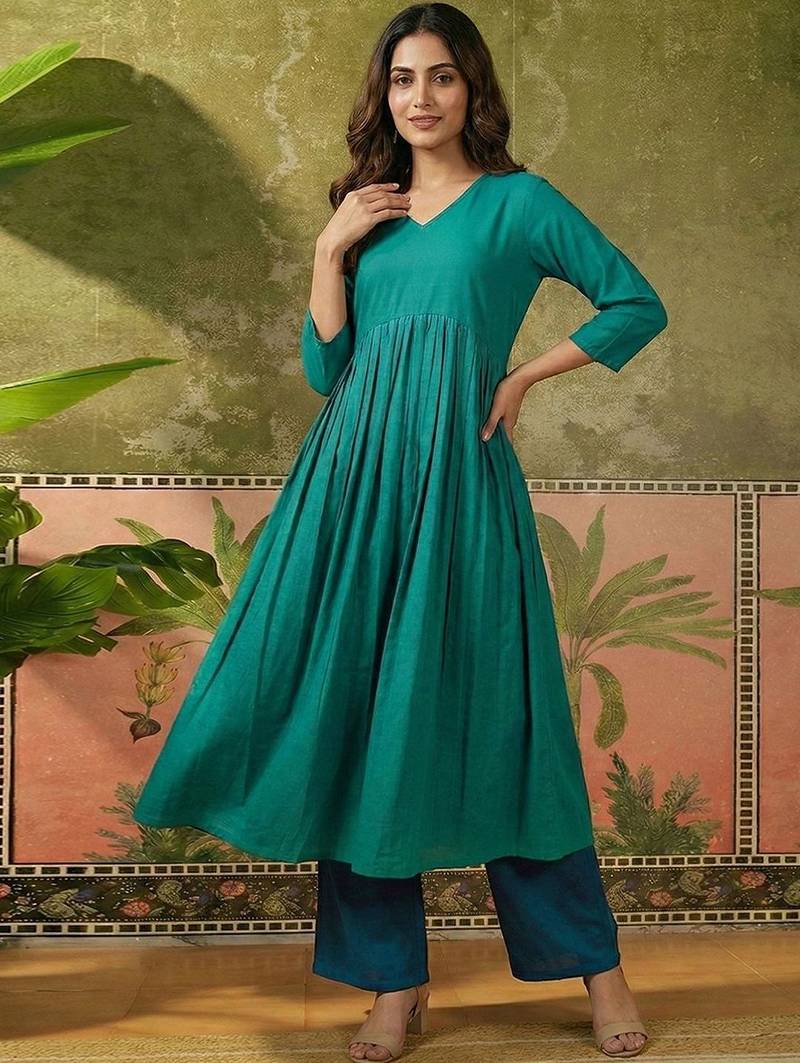 V-neck kurta & trousers kurta set