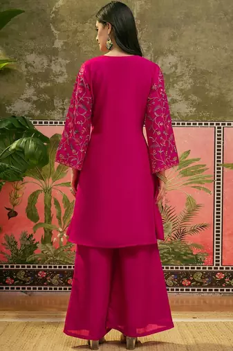 Embroidered v-neck kurta & palazzos