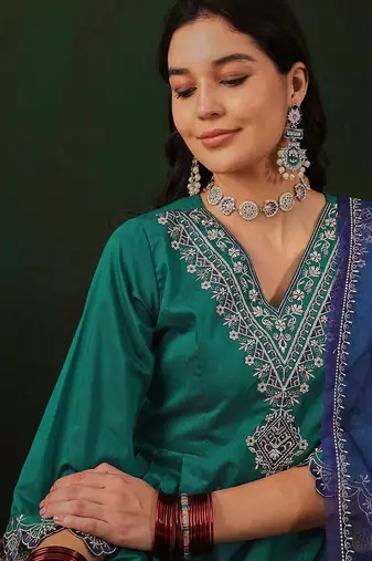 Embroidered kurta & trouser with dupatta