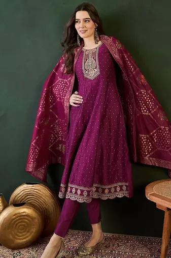 Floral embroidered layered kurta with trouser & dupatta
