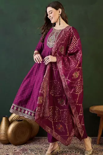 Floral embroidered layered kurta with trouser & dupatta