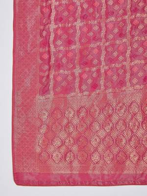 Zari sequence thread embroidered v-neck straight kurta & trousers with dupatta 4