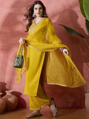 Women ethnic motifs embroidered regular sequinned kurta with trousers & dupatta 1