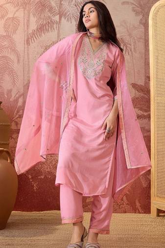 Embroidered v-neck kurta & palazzos kurta set