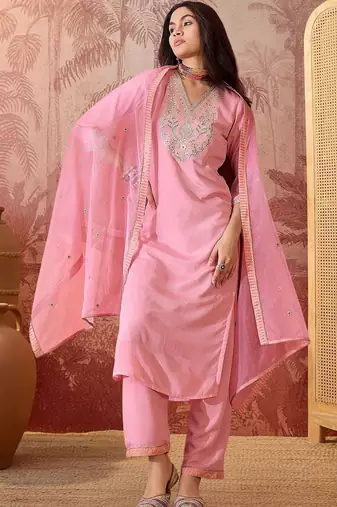 Embroidered v-neck kurta & palazzos kurta set