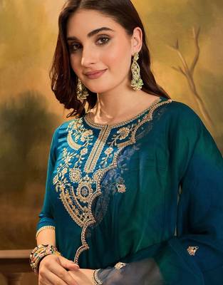 Sequence thread embroidered kurta & trousers with dupatta 2