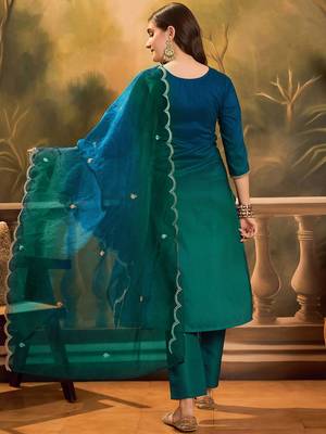 Sequence thread embroidered kurta & trousers with dupatta 5