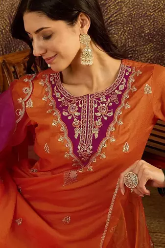Embroidered round neck kurta trousers & dupatta
