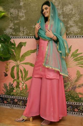 Sequinned embroidered square neck kurta & palazzos with dupatta