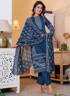 Cotton printed straight kurti-pant-dupatta set 3