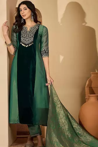 Embroidered round neck straight kurta & trousers with dupatta