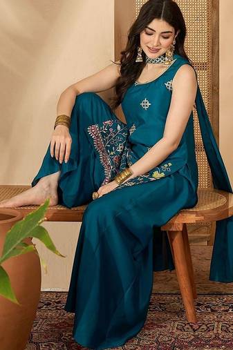Embroidered round neck straight kurta & palazzos with dupatta