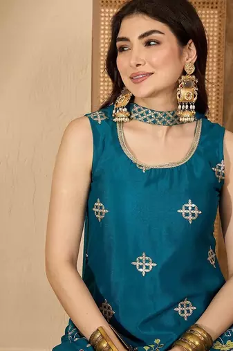 Embroidered round neck straight kurta & palazzos with dupatta